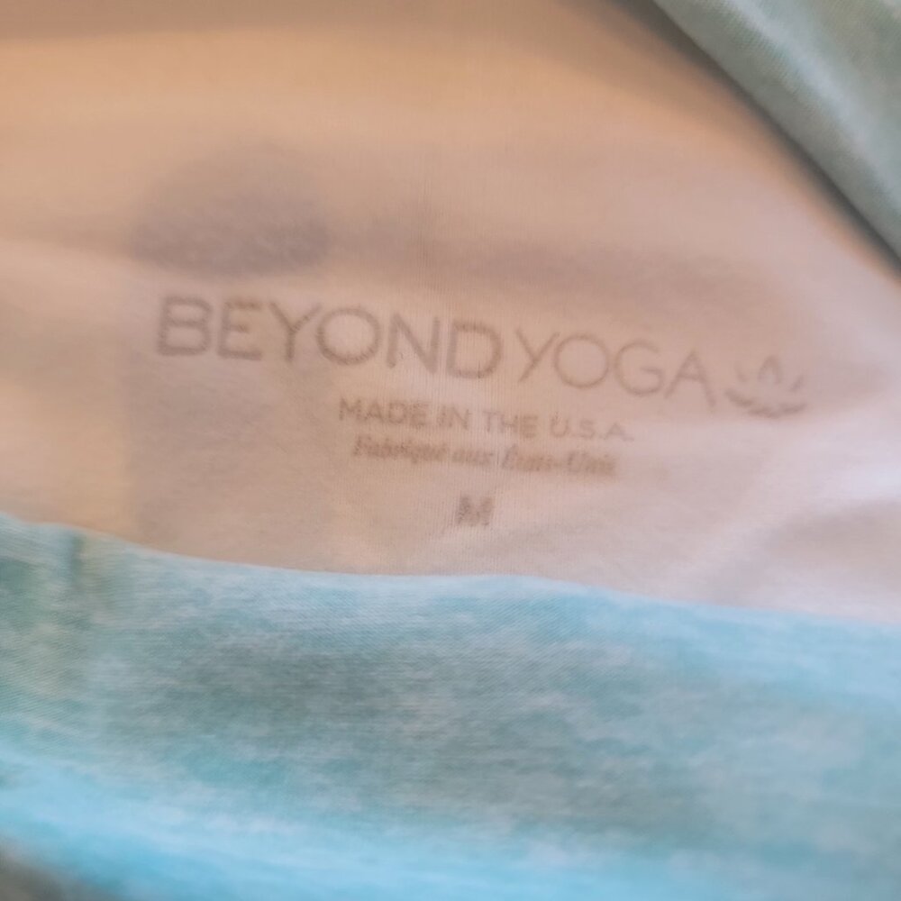 Beyond yoga bundle - Picture 10 of 16